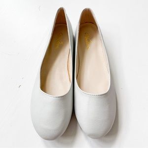 Vodar Silver Round Toe Flats Remax B5